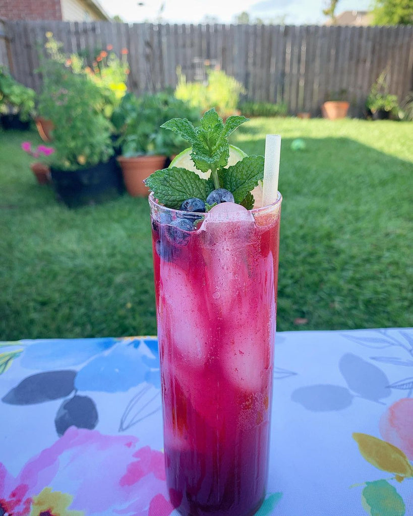 Backyard Blueberry Mojito crafted by @melscraftcocktails