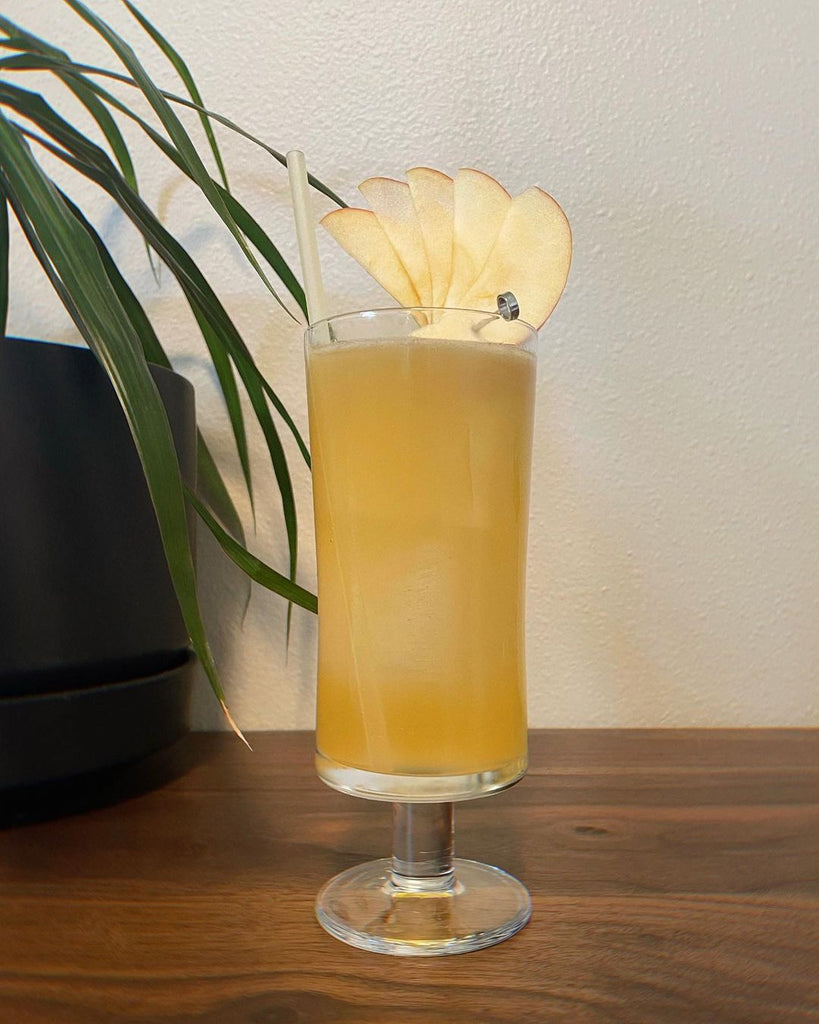 Pink Lady Highball crafted by @sippinginseattle_