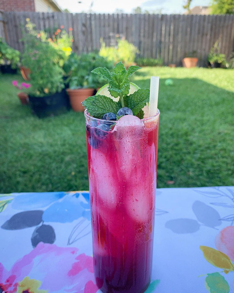 Backyard Blueberry Mojito crafted by @melscraftcocktails